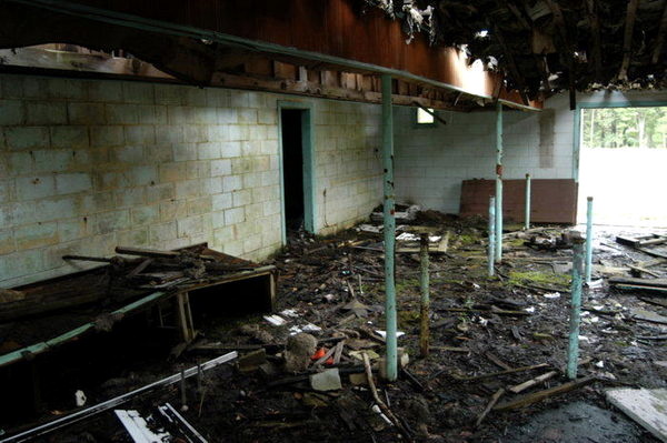 Ken-Mar Drive-In Theatre - Sept 2003